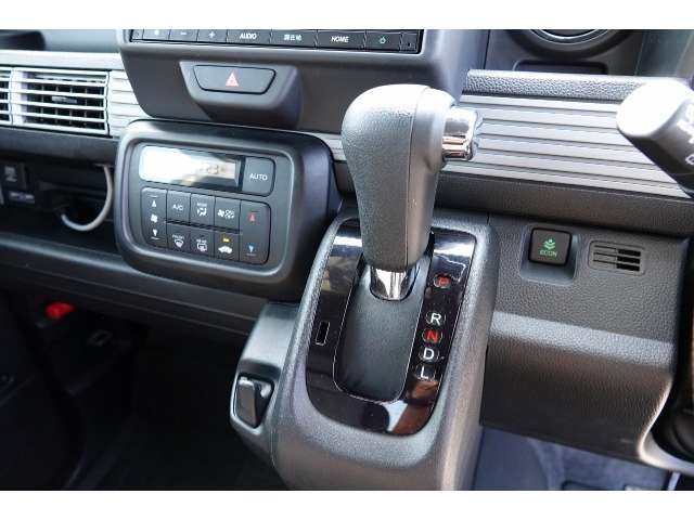 ホンダ N-VAN