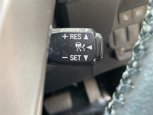 トヨタ プリウスα