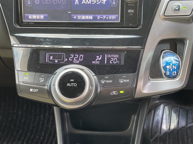 トヨタ プリウスα