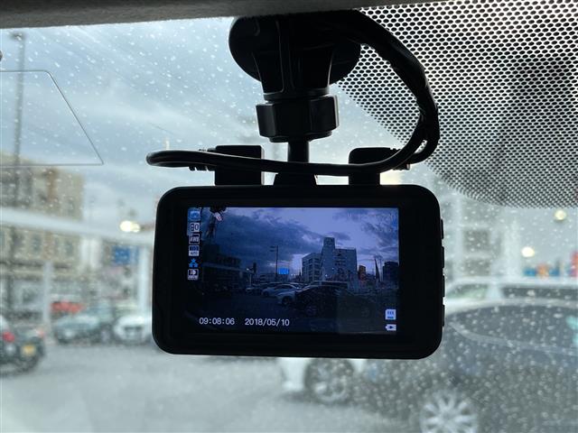 トヨタ プリウスα