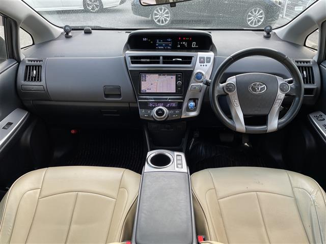 トヨタ プリウスα