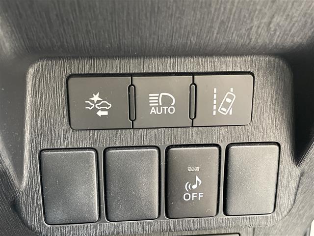 トヨタ プリウスα