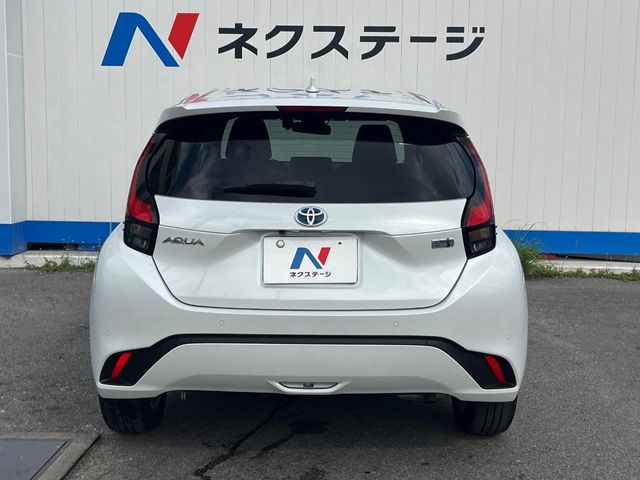 トヨタ アクア