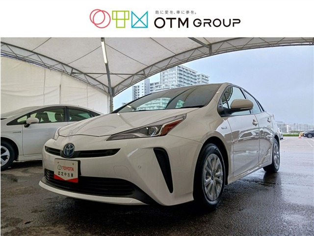 トヨタ プリウス