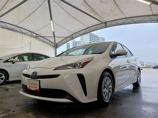 トヨタ プリウス