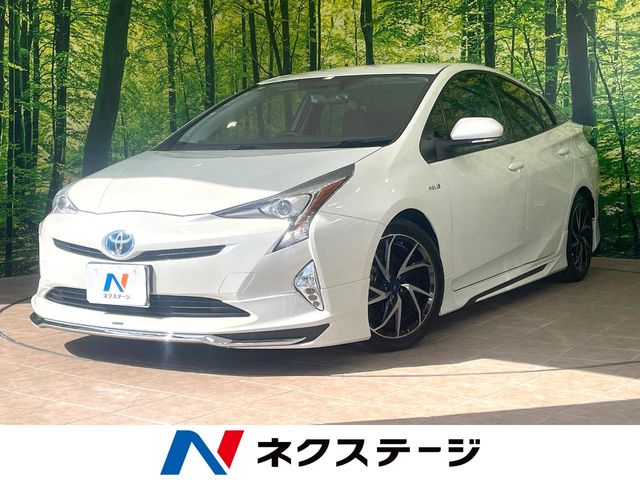 トヨタ プリウス