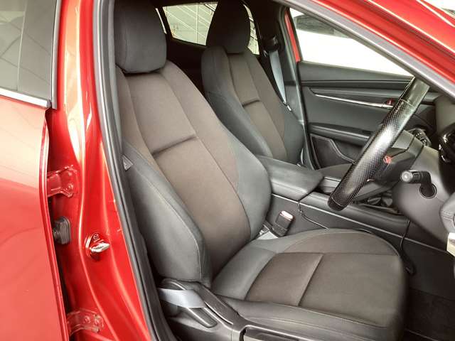 マツダ MAZDA3ファストバック