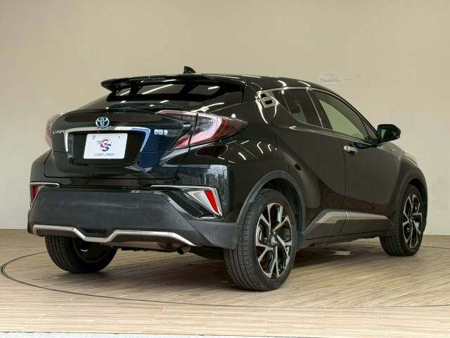 トヨタ C-HR