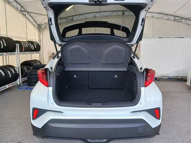 トヨタ C-HR
