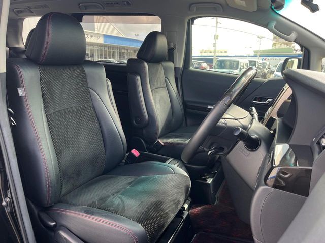 トヨタ ヴェルファイア