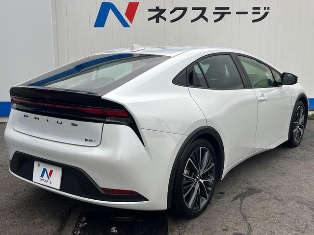 トヨタ プリウス