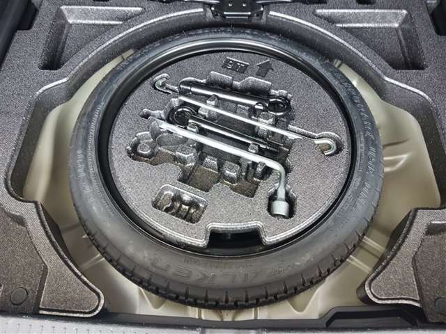 トヨタ カローラ