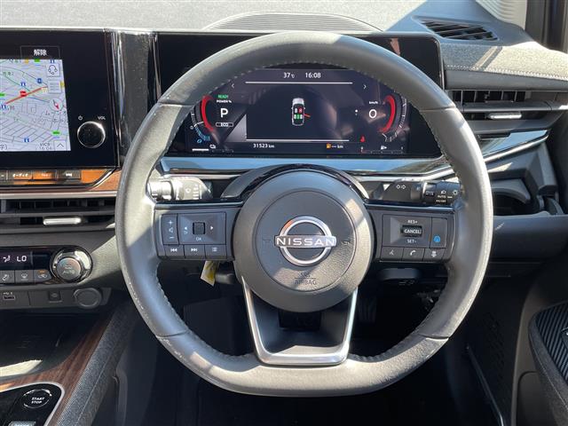 日産 ノートオーラ