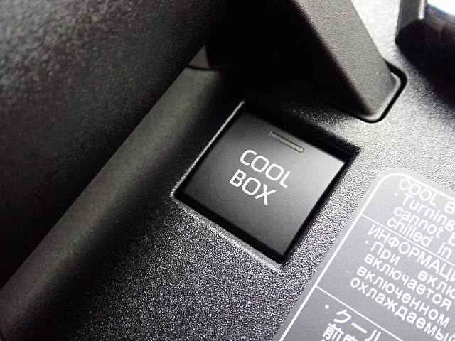 トヨタ ランドクルーザー300