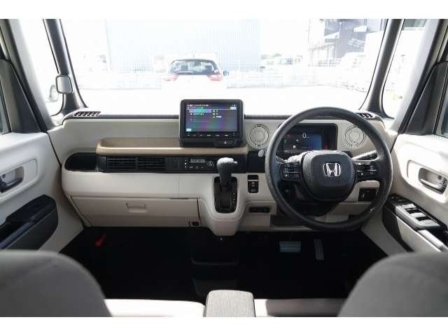 ホンダ N-BOX
