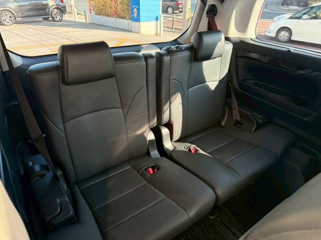 トヨタ ヴェルファイア