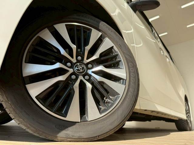 トヨタ ヴェルファイア