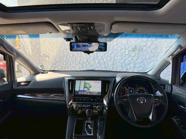 トヨタ ヴェルファイア