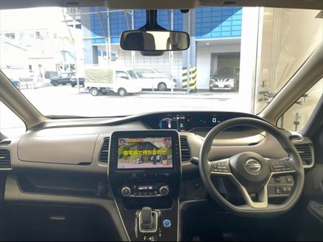 日産 セレナ