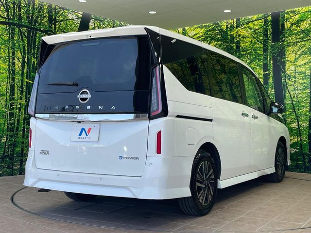 日産 セレナ