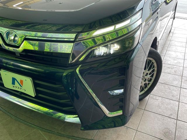 トヨタ ヴォクシー