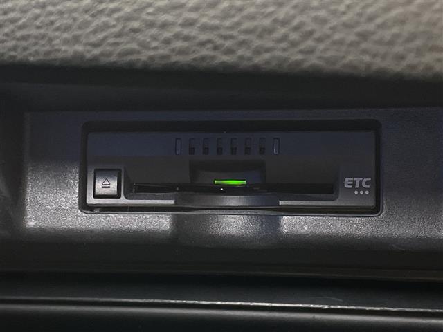 トヨタ ハリアーハイブリッド