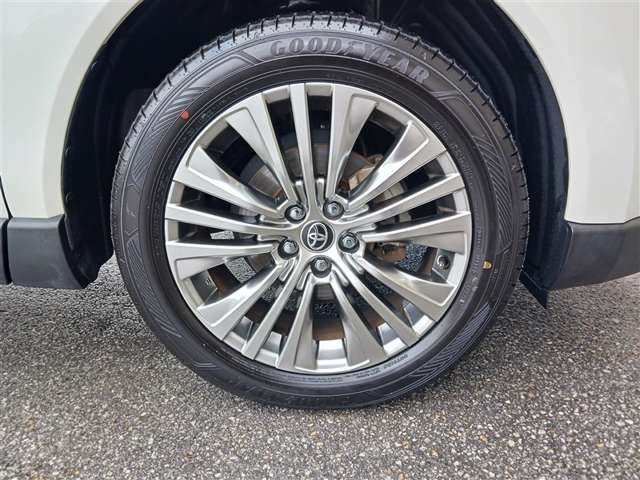 トヨタ ハリアー