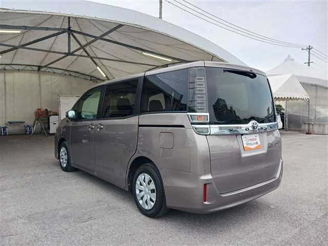 トヨタ ヴォクシー