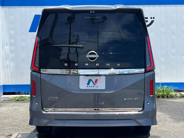 日産 セレナ