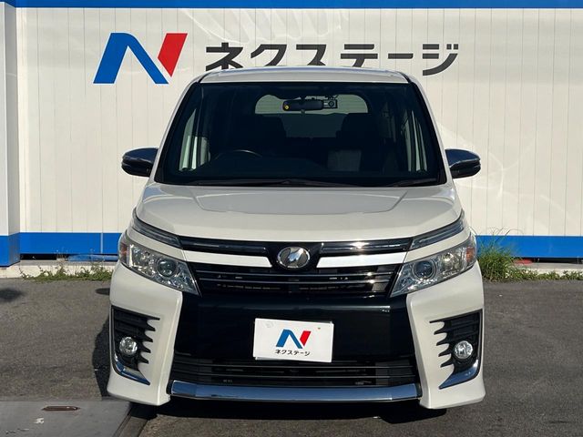 トヨタ ヴォクシー