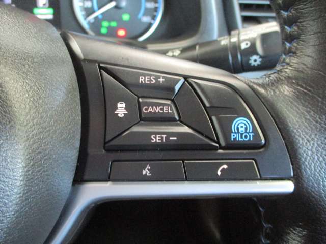 日産 リーフ
