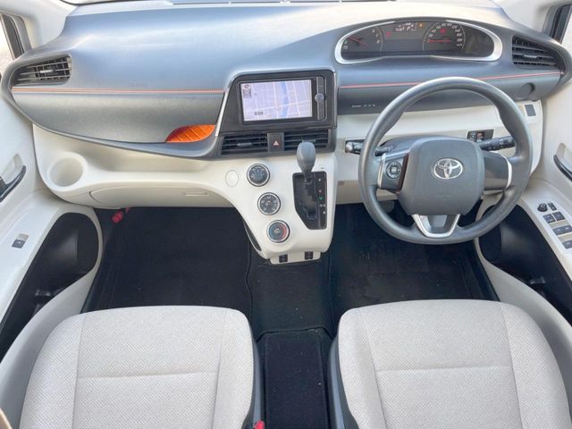 トヨタ シエンタ