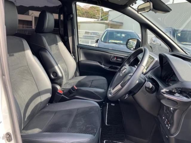 トヨタ ヴォクシー