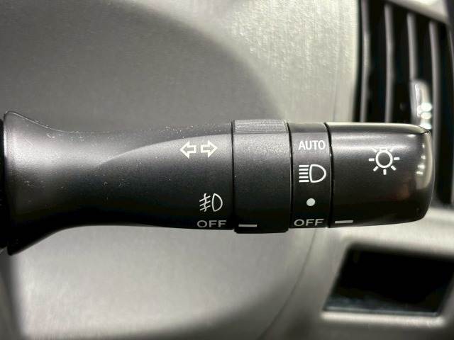 トヨタ プリウスα