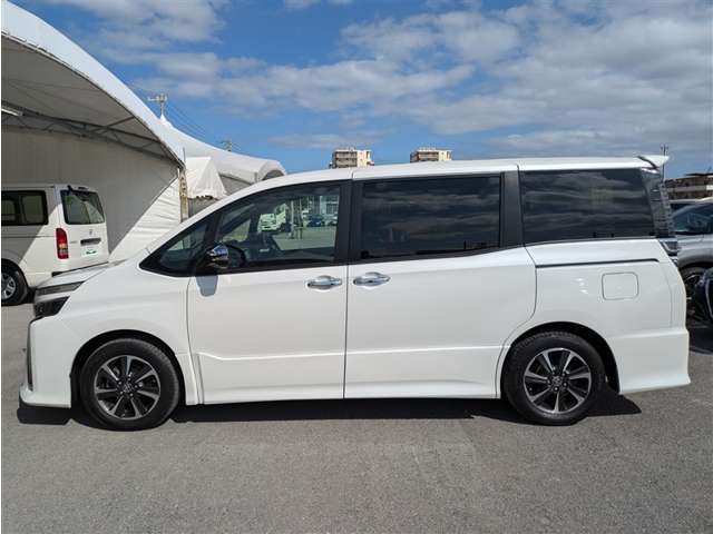 トヨタ ヴォクシー