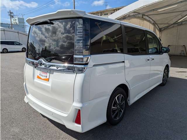 トヨタ ヴォクシー