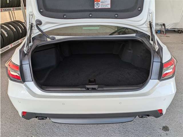 トヨタ クラウン