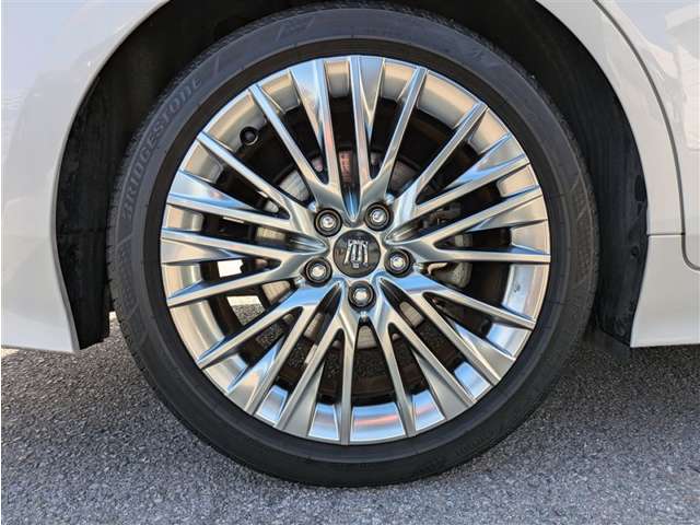 トヨタ クラウン