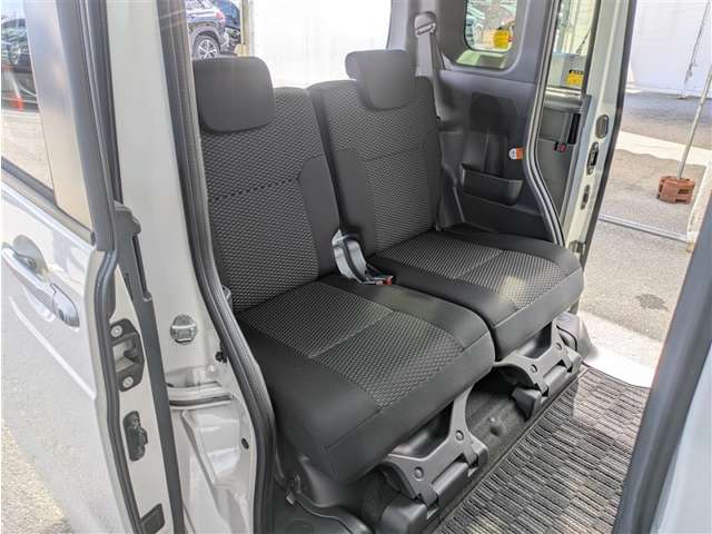 トヨタ ピクシスメガ