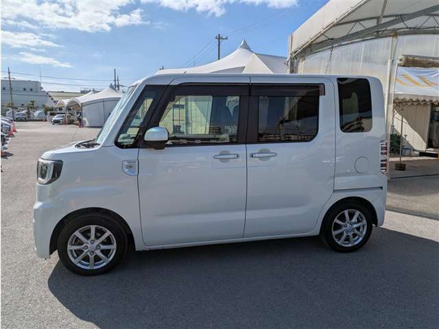 トヨタ ピクシスメガ