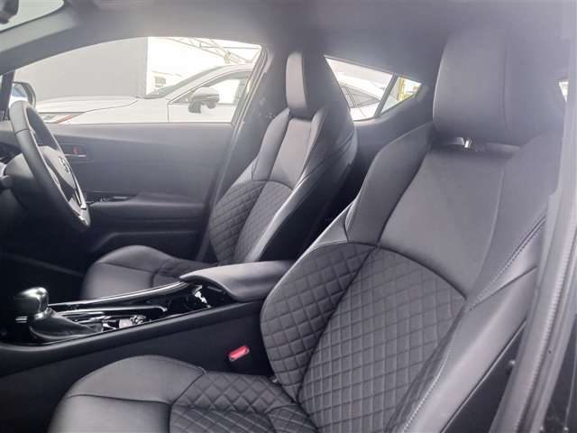 トヨタ C-HR