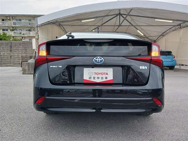 トヨタ プリウス