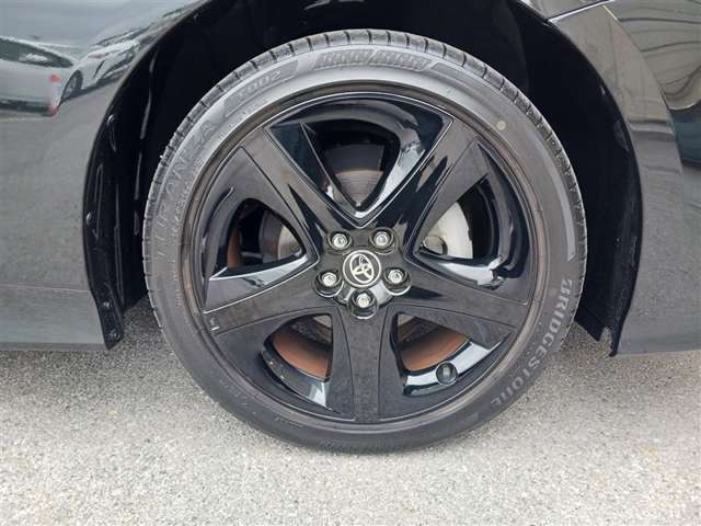 トヨタ プリウス