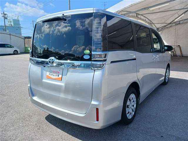 トヨタ ヴォクシー