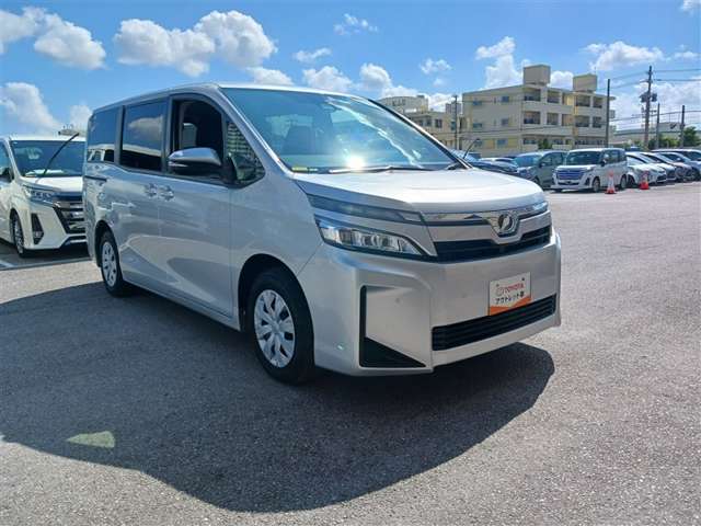 トヨタ ヴォクシー