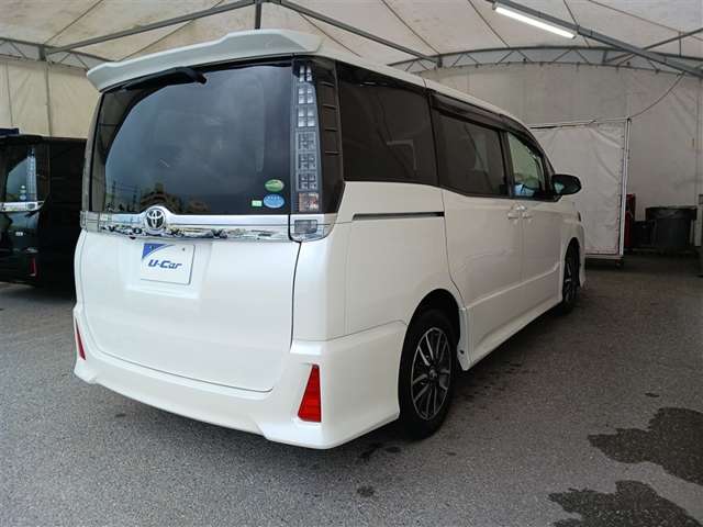 トヨタ ヴォクシー