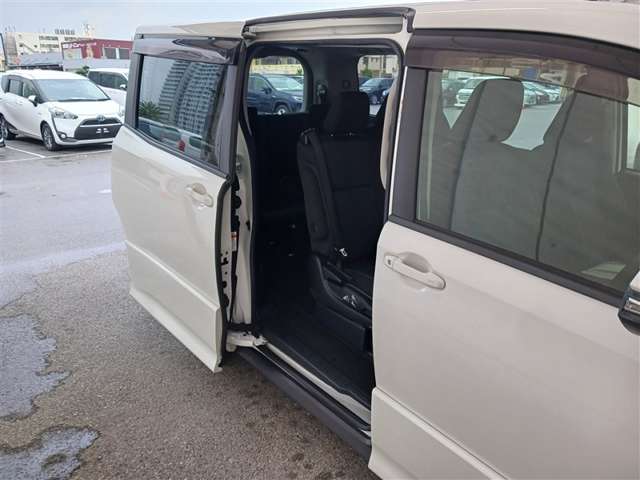 トヨタ ヴォクシー