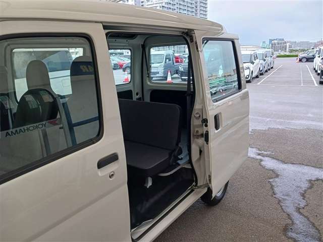 ダイハツ ハイゼットカーゴ