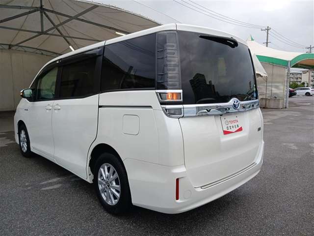 トヨタ ヴォクシー