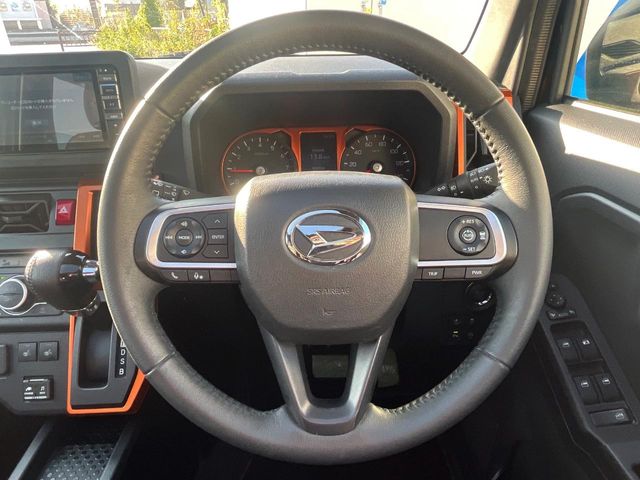 ダイハツ タフト